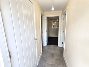 Entrance Hallway- click for photo gallery